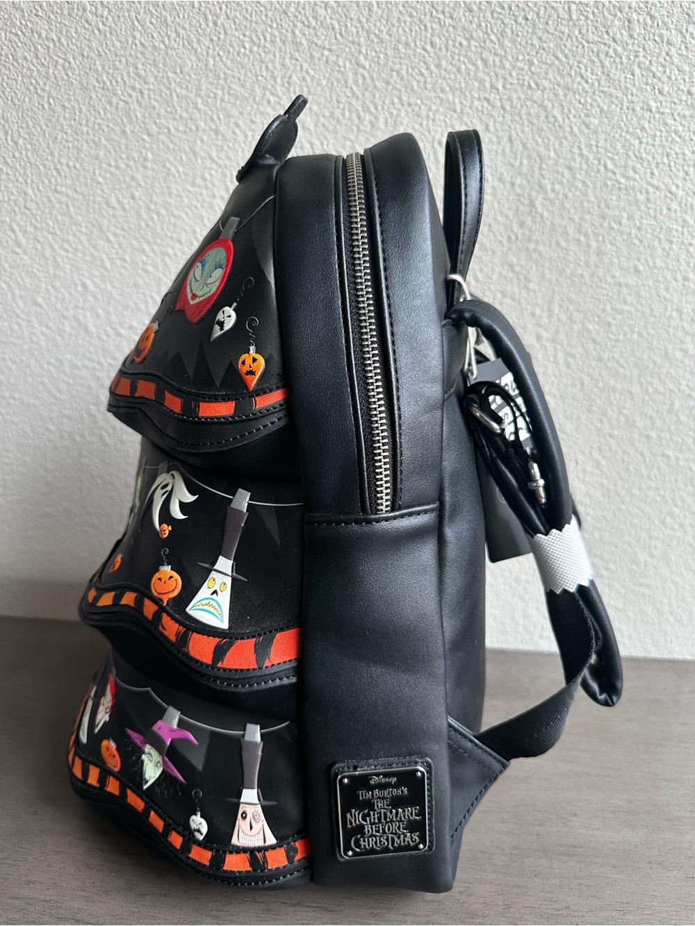 New•Disney x Loungefly 30th The Nightmare Before Christmas Mini Backpack. Glows! - Picture 8 of 14
